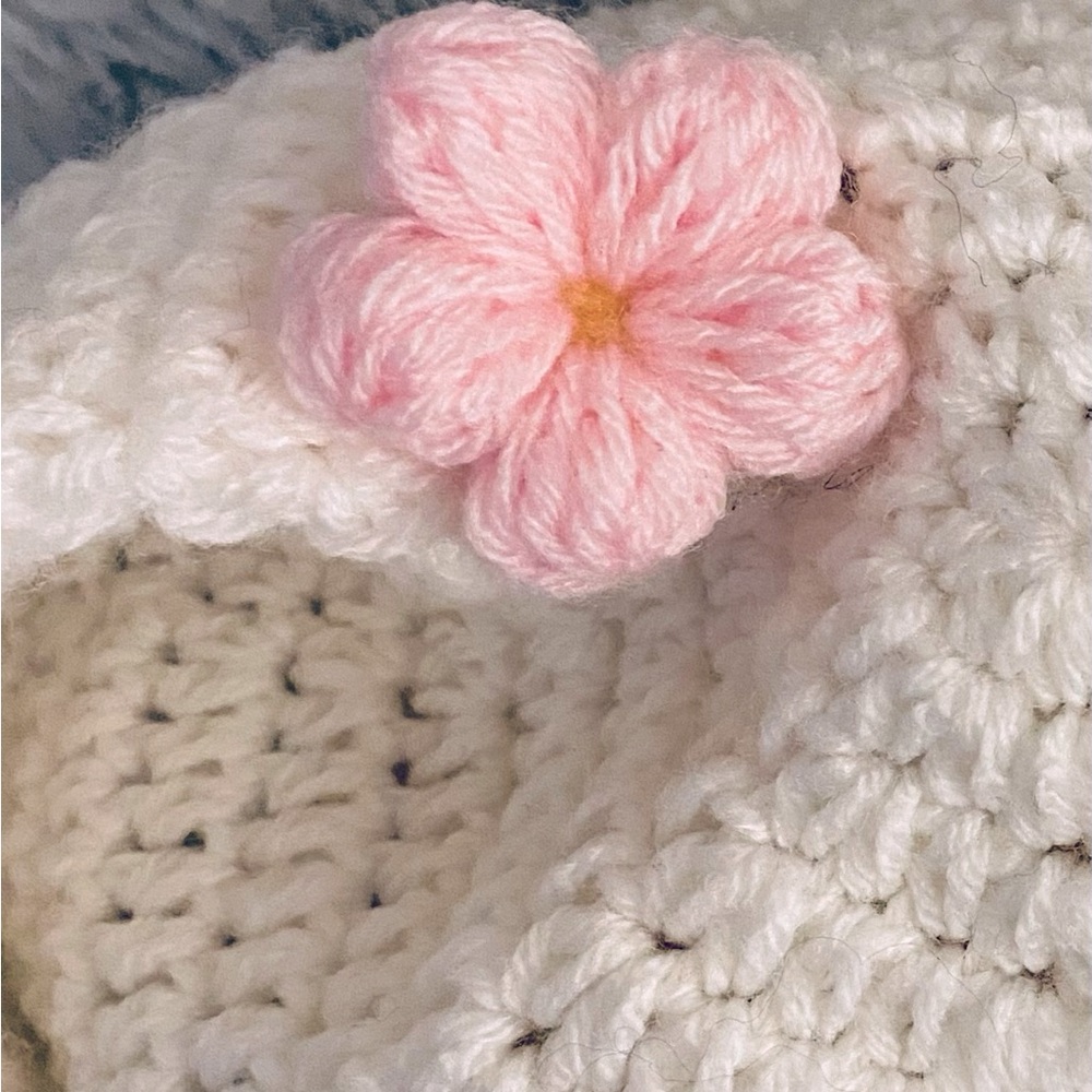 Knitted Baby Hats Sibling Bundle - Picture 6 of 7